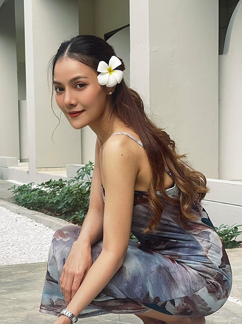 เอม รมิดา เปิดประวัตินักร้องลูกทุ่งสาวสวย หวานใจของ แจ๊ค ธนพล