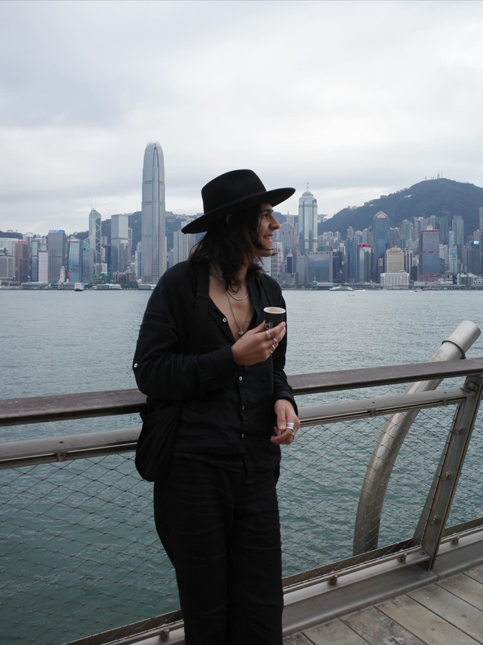 เต้ย จรินทร์พร  Carlos E. Lang 