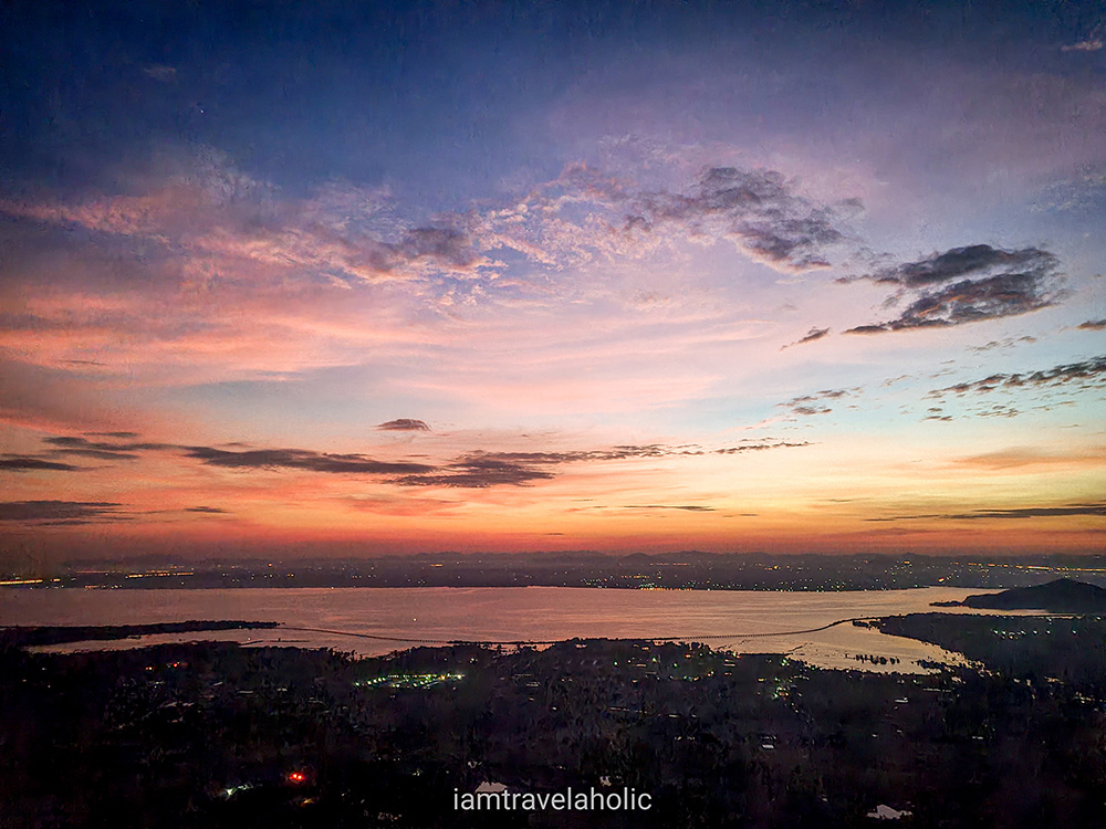 เขาพระยาเดินธง ลพบุรี