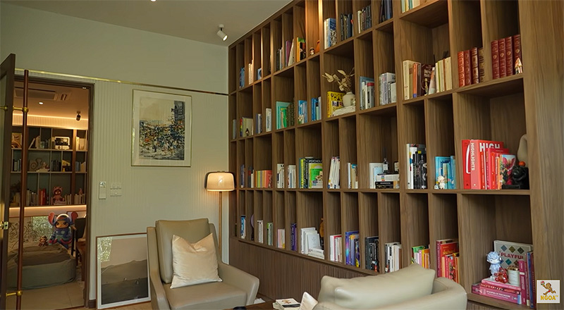 บ้านเขื่อน ภัทรดนัย