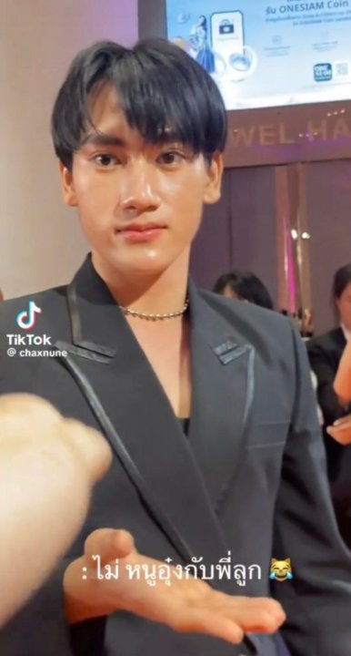 ดาราหนุ่มเป็นงง ท่าอุ๋งคืออะไร ก่อนเป็นไวรัลเพราะคำที่ใช้ถาม... Google Thailand ยังแชร์ !