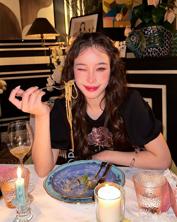 เบล ณัฐสิมา ศิริสุนทร