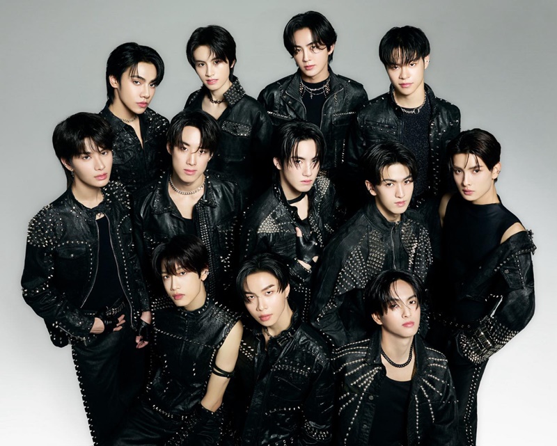 ประวัติวง BUS Because of you I shine