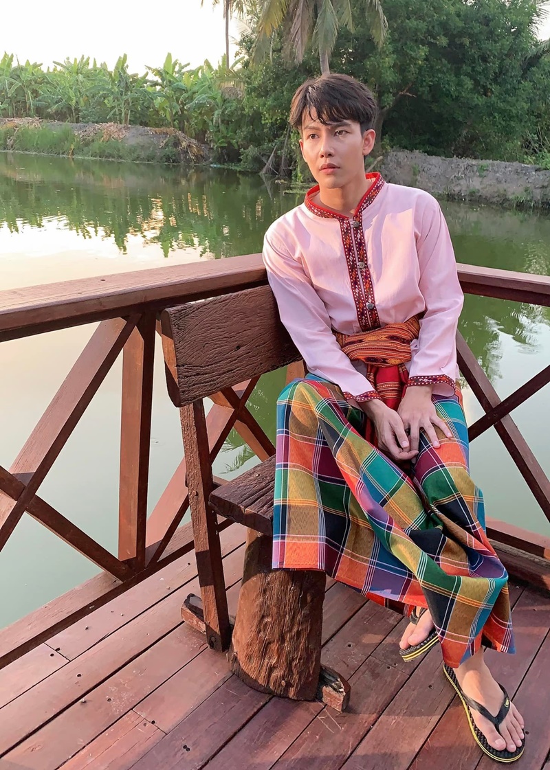 ครูเต้ย อภิวัฒน์