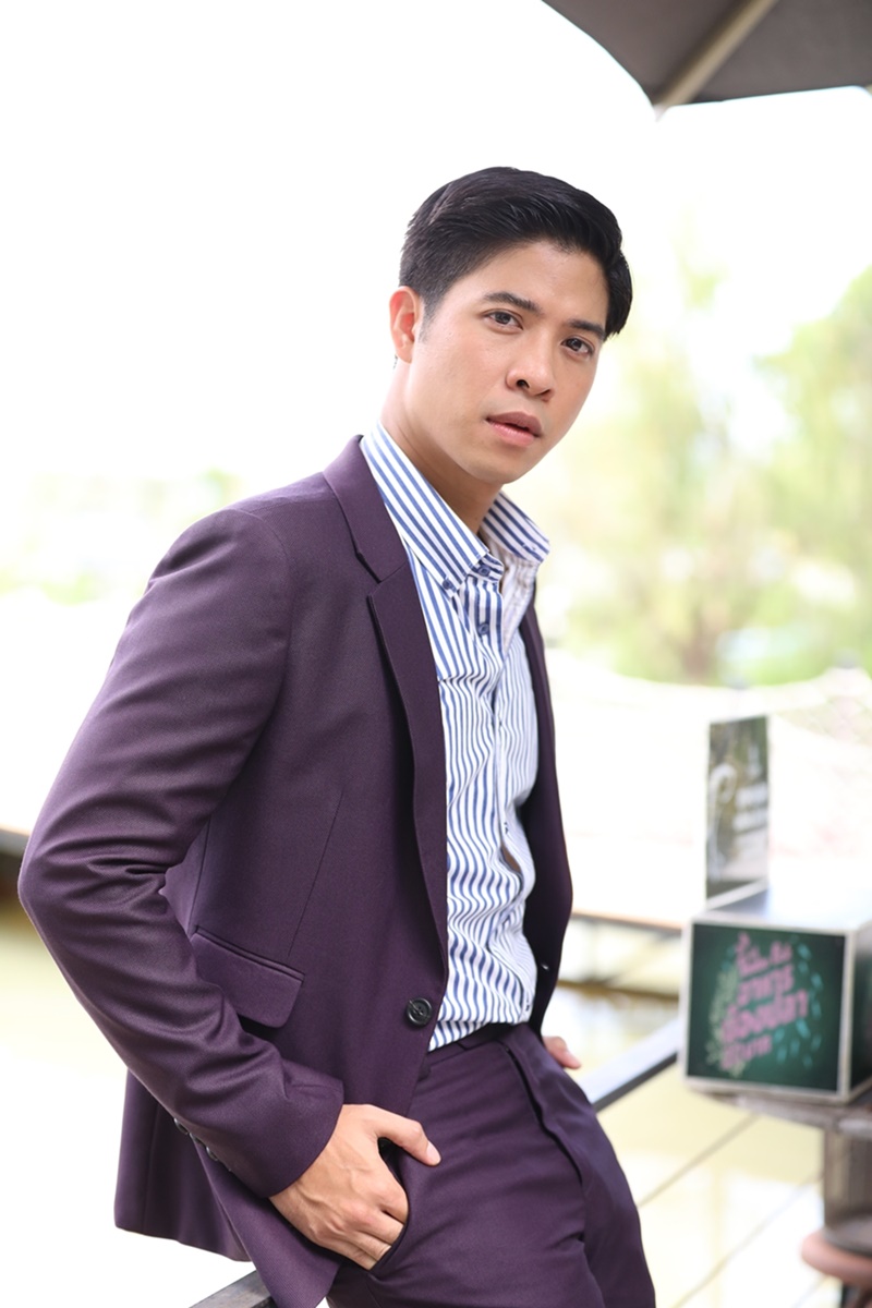 กุหลาบเล่นไฟ นักแสดง ปูเป้ พิ้งค์พลอย จีน ธันวา