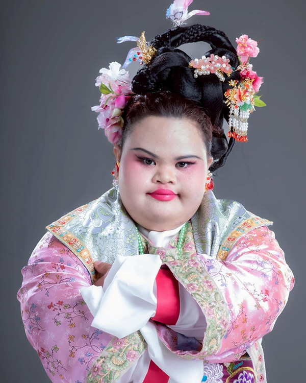 น้องหลิน ท่าขอนยาง นำแสดง หอแต๋วแตก แหกหลีหู