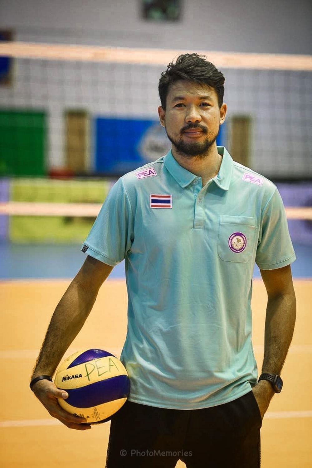โค้ช แขก กิตติคุณ ประวัติ