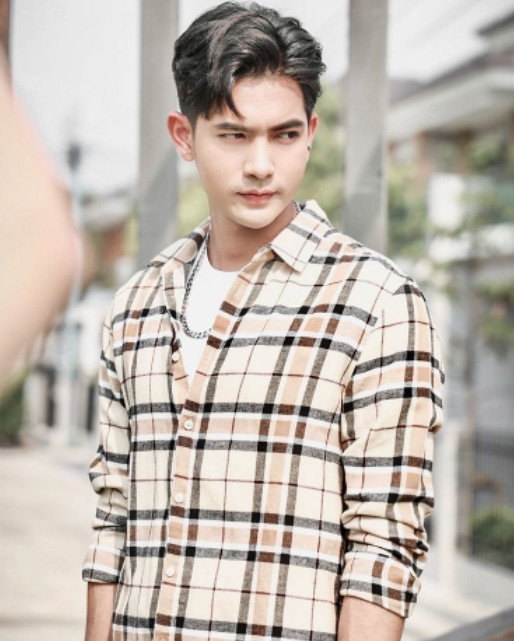 เข้ม หัสวีร์