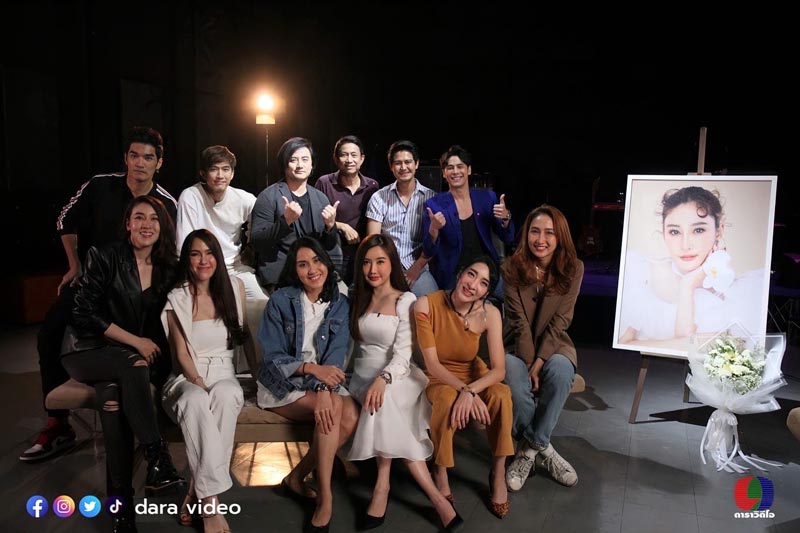 นักแสดง เบญจา คีตา ความรัก