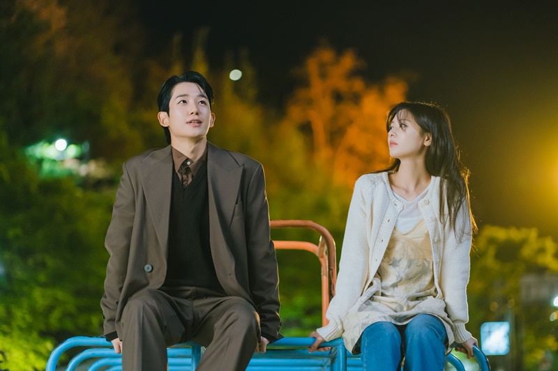Love Next Door รักอยู่ประตูถัดไป
