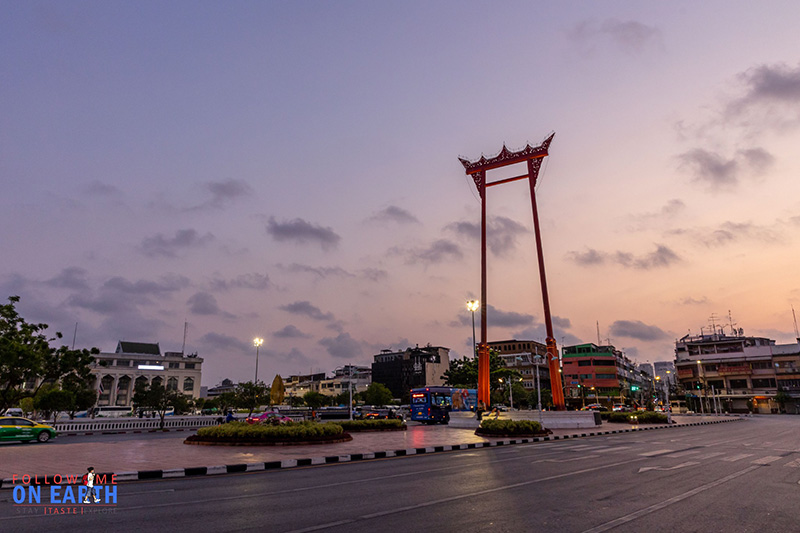 ตลาดตรอกหม้อ เสาชิงช้า