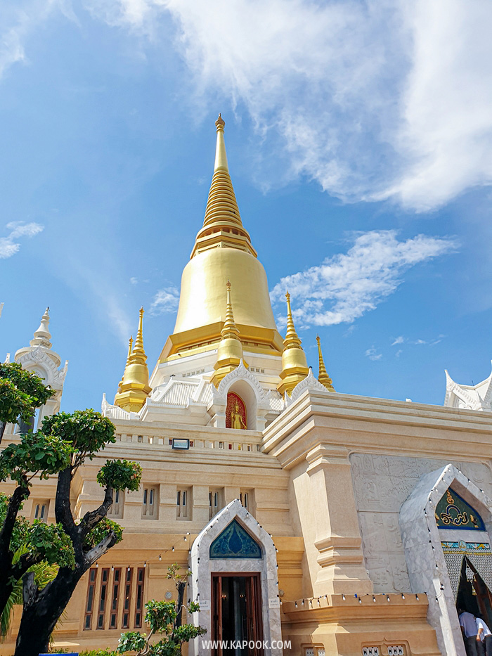 วัดตะโก หลวงพ่อรวย