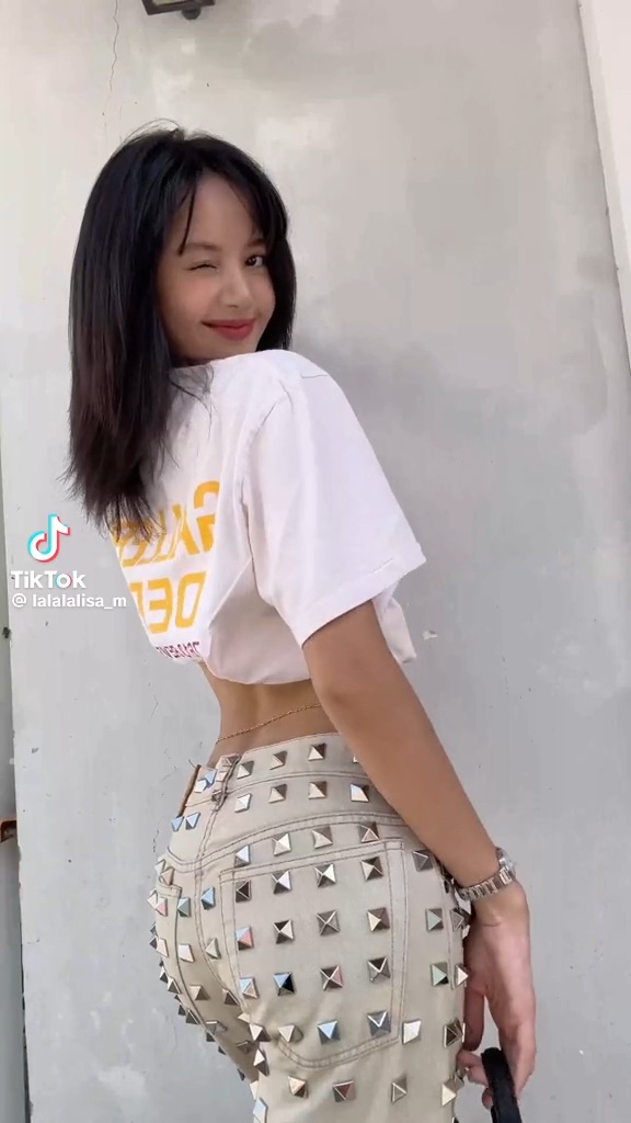  ลิซ่า BLACKPINK 