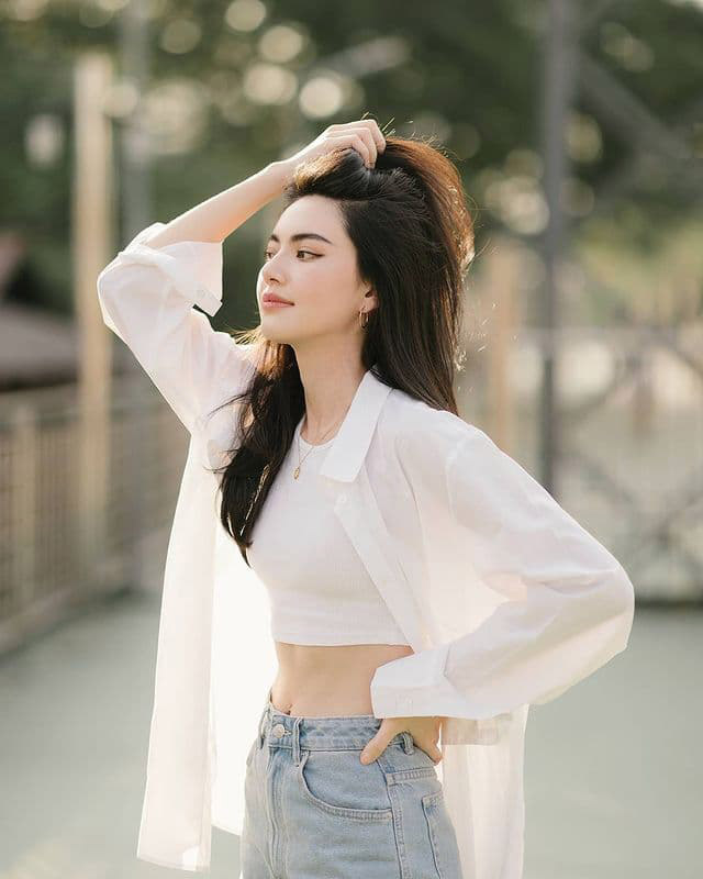 ใหม่ ดาวิกา