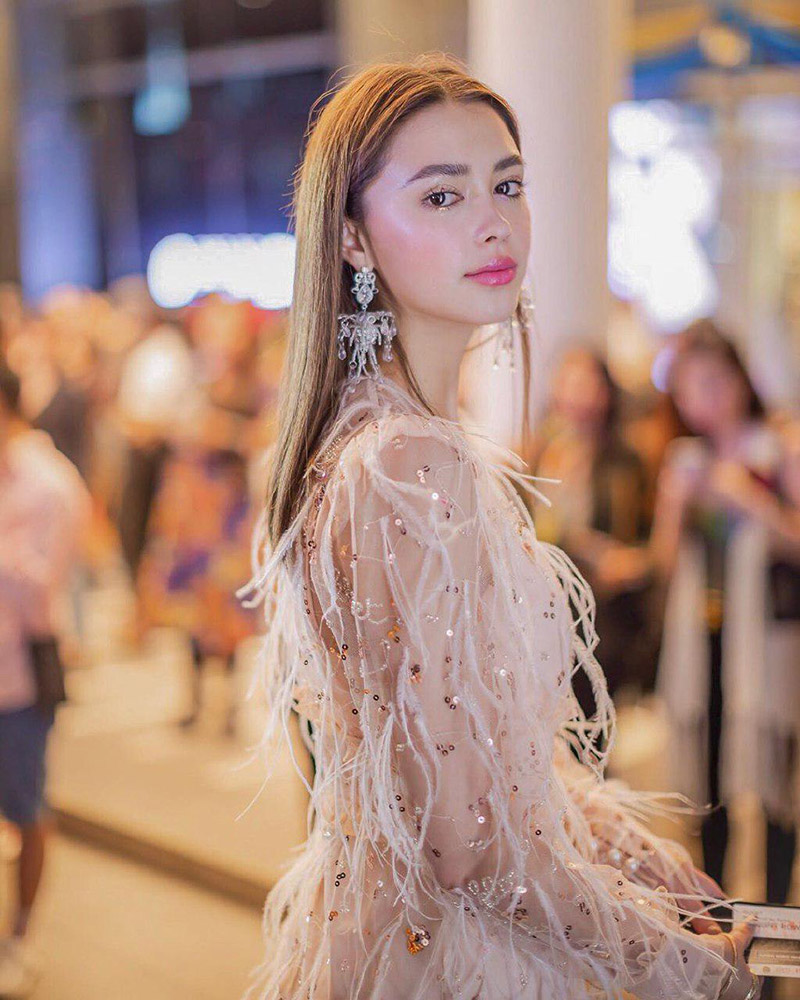 ต่างหูยาวแฟชั่น