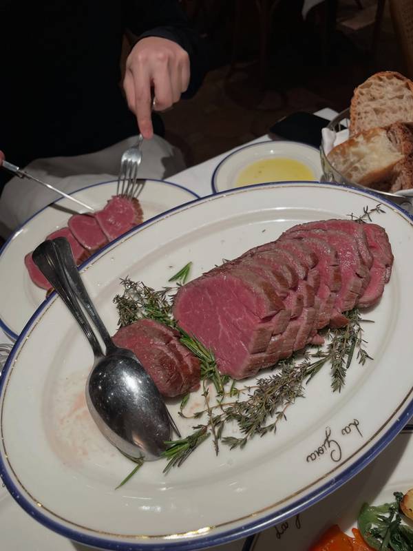 ต่าย ชุติมา ซบแฟนหนุ่ม