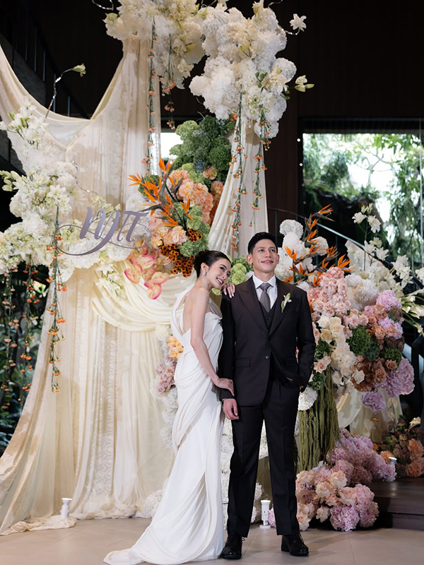 ภาพมายด์ ลภัสลัล  พาย สุนิษฐ์  ในงานหมั้น