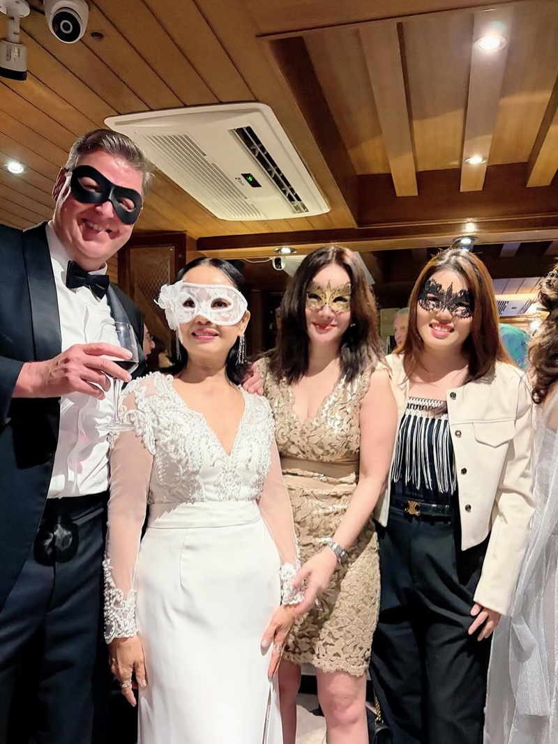 นิโคล เทริโอ