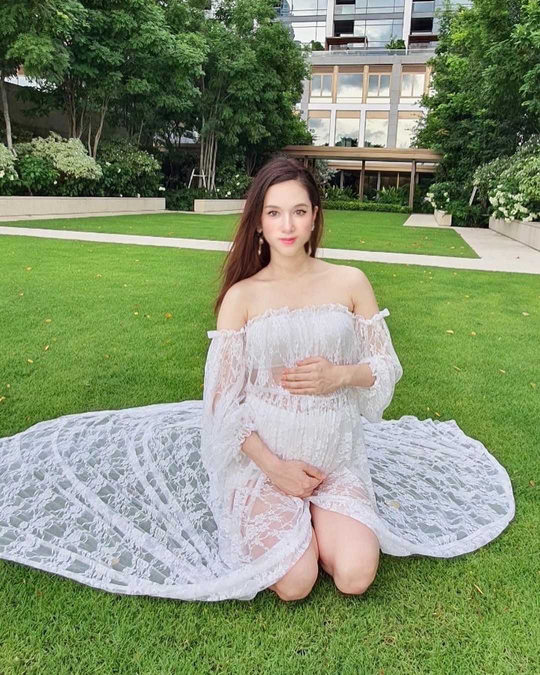 จุ้มจิ้ม วรนันท์