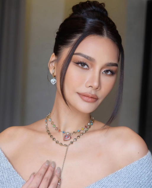 เฟิร์ส ภัทราพร Miss Supranational