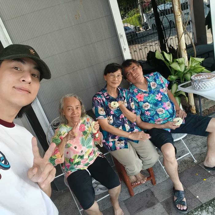 กลัฟ คณาวุฒิ 