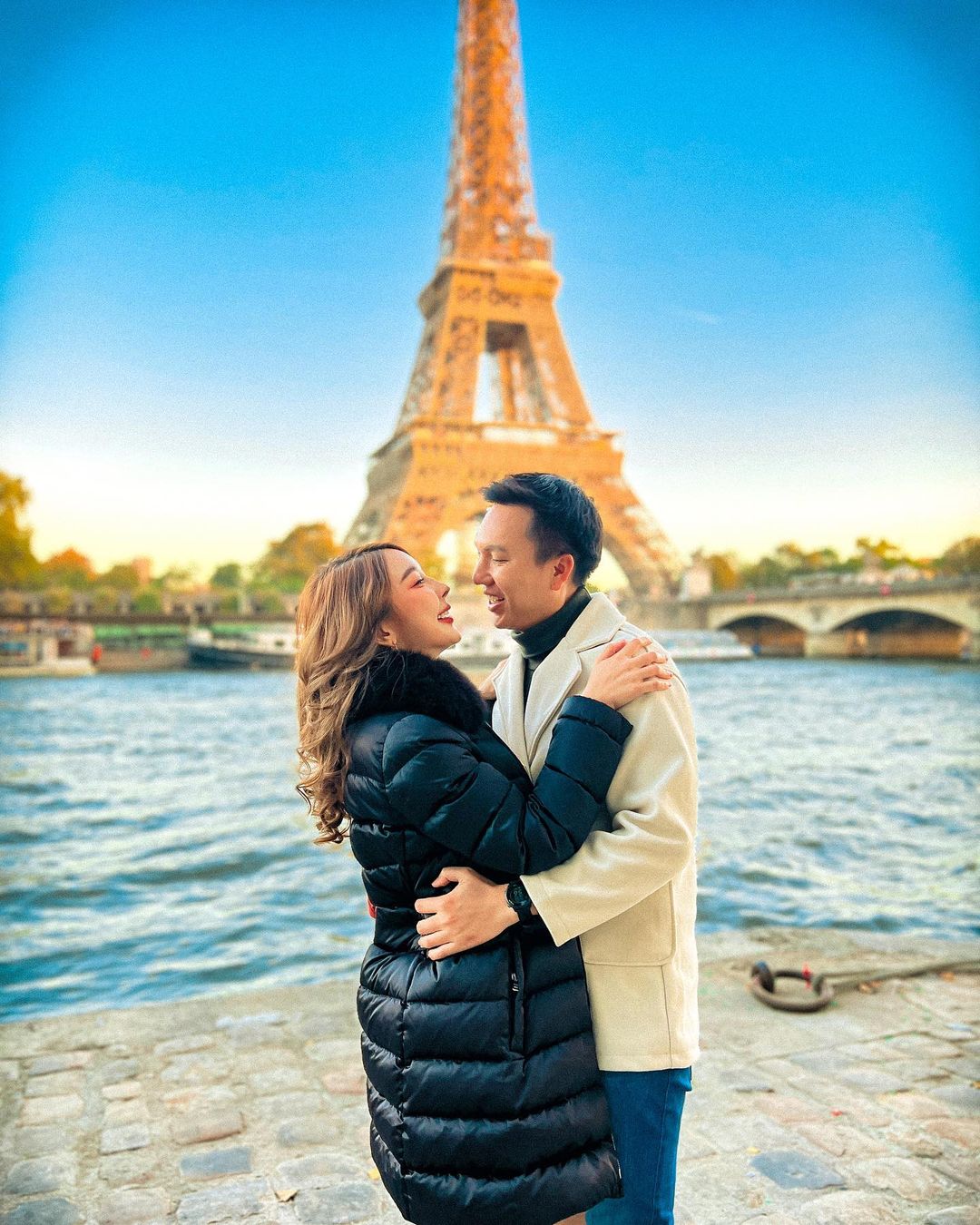 หญิงแย้ นนทพร