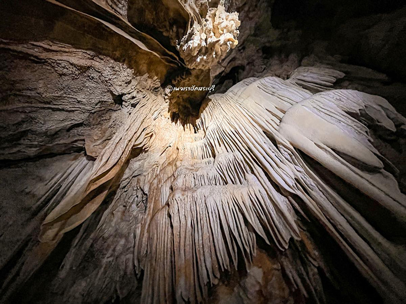 วัดถ้ำบาดาล ปู่อธิบดีเวสสุวรรณ