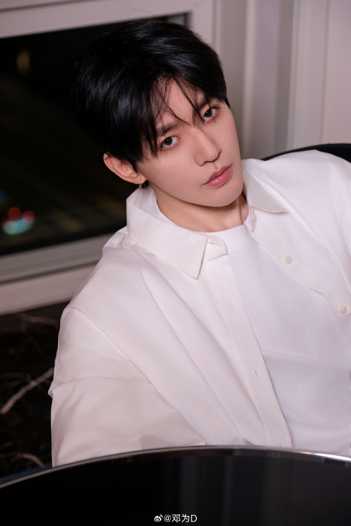 เติ้งเหวย Deng Wei