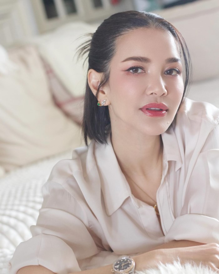 อ้อม พิยดา