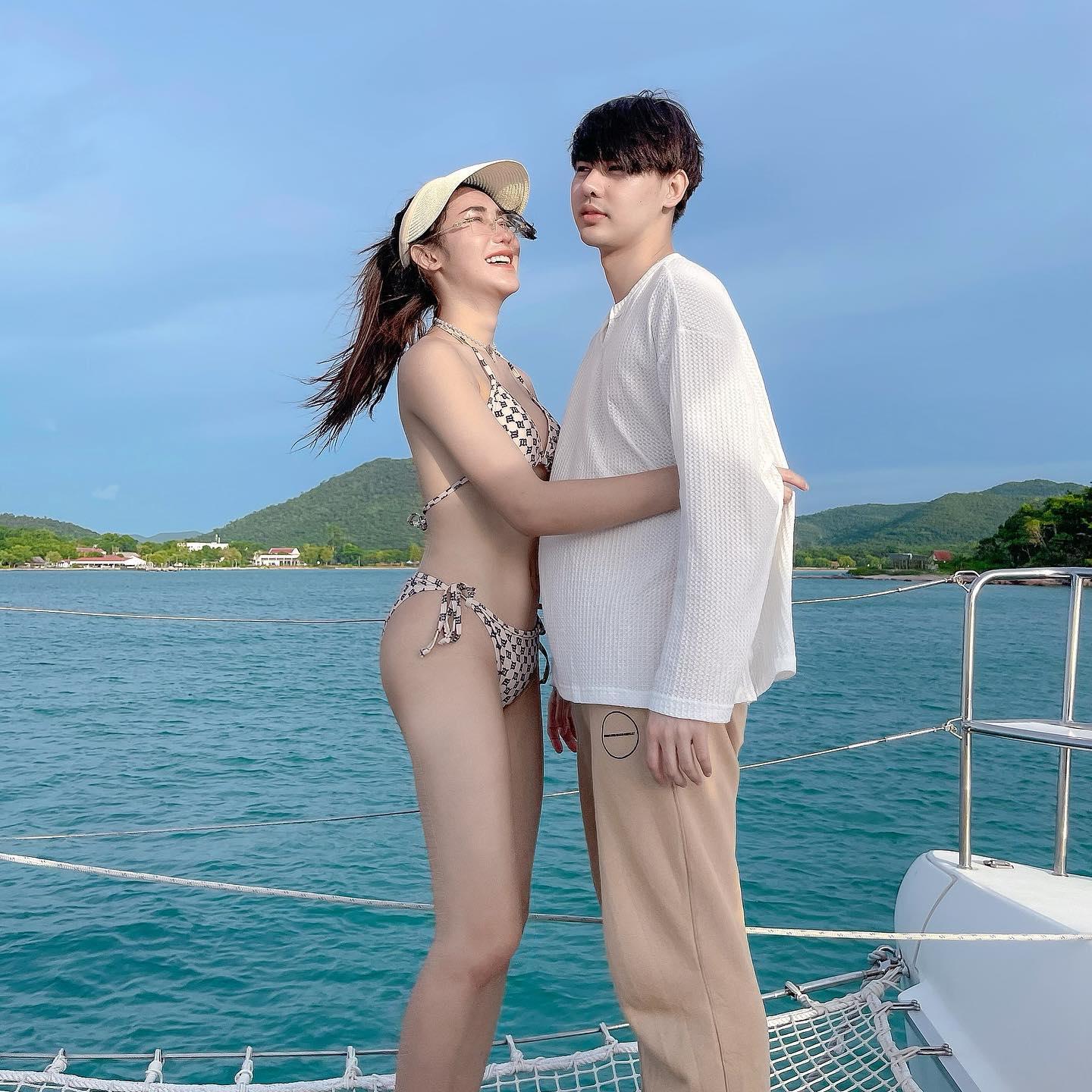 บาสตี้ เน็ตไอดอล