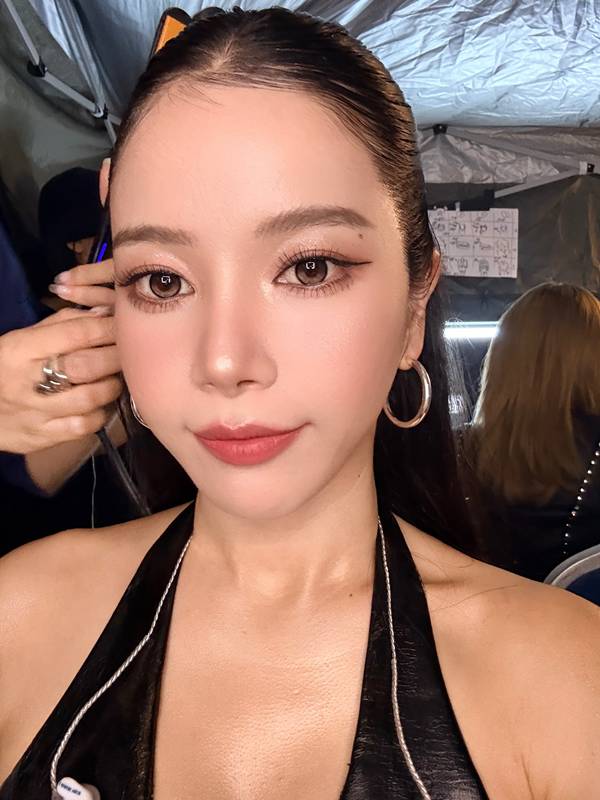 โซลาร์ MAMAMOO