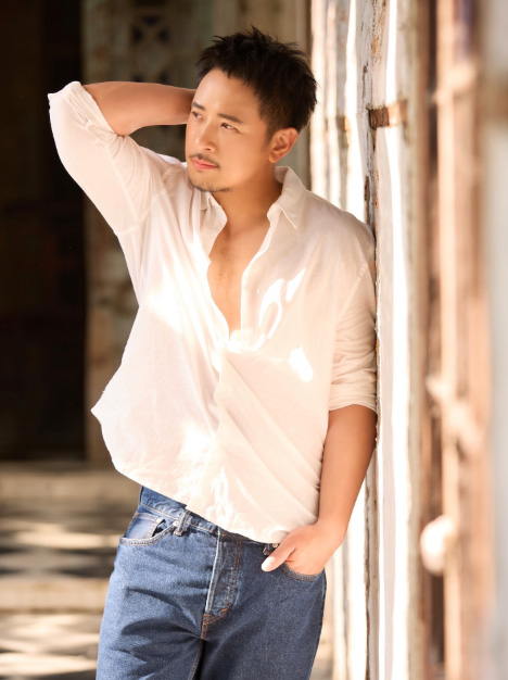 มิค บรมวุฒิ