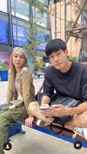 โฟร์ ศกลรัตน์ หน่อง ธนา