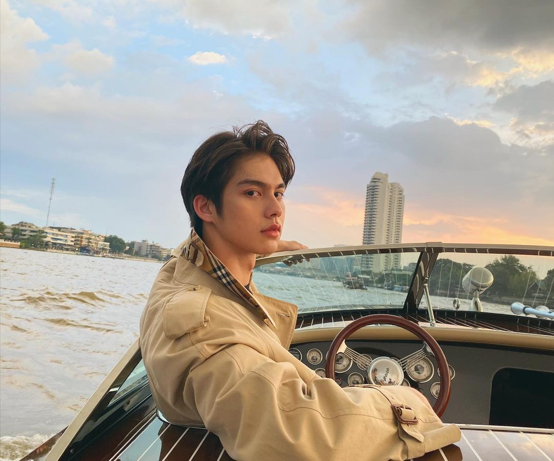 ไบร์ท วชิรวิชญ์