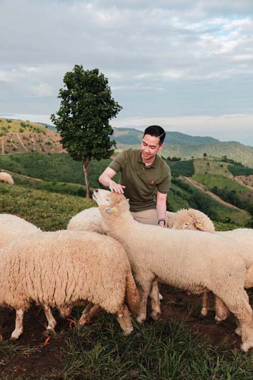 Akha farmville