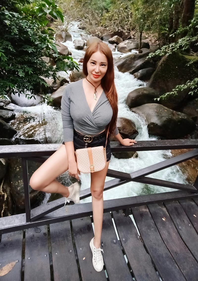 เปิ้ล ไอริณ