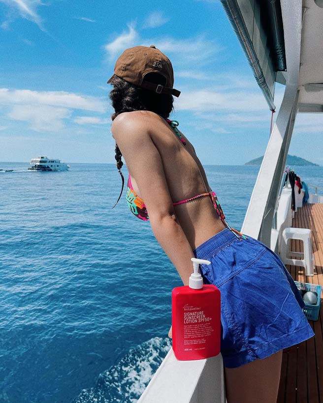 น้ำหนึ่ง สุทธิเดชานัย เปิดโหมดเซ็กซี่ นาน ๆ ที แต่เขย่าโซเชียลเอาเรื่อง !