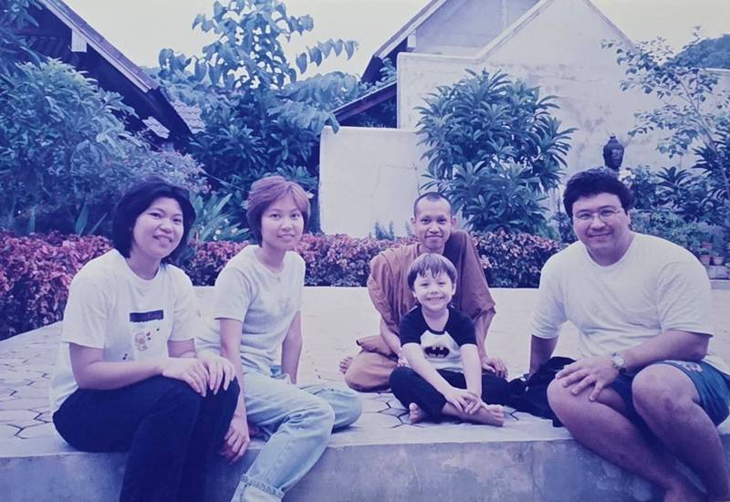 สุกี้ กมล เปิดภาพหาดูยาก สมัย ป๊อด โมเดิร์นด็อก บวชที่วัดป่า