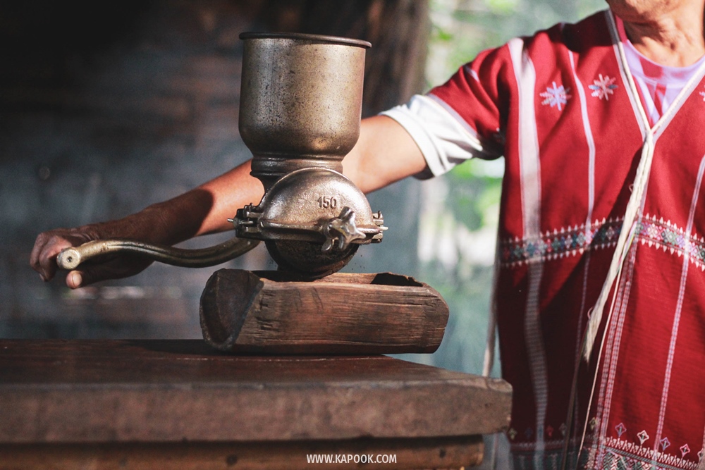 บ้านแม่กลางหลวง