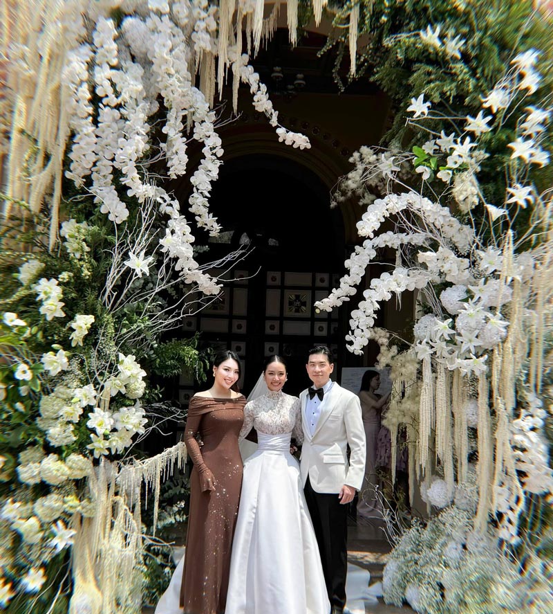 อาชิ อาชิตา แต่งงาน