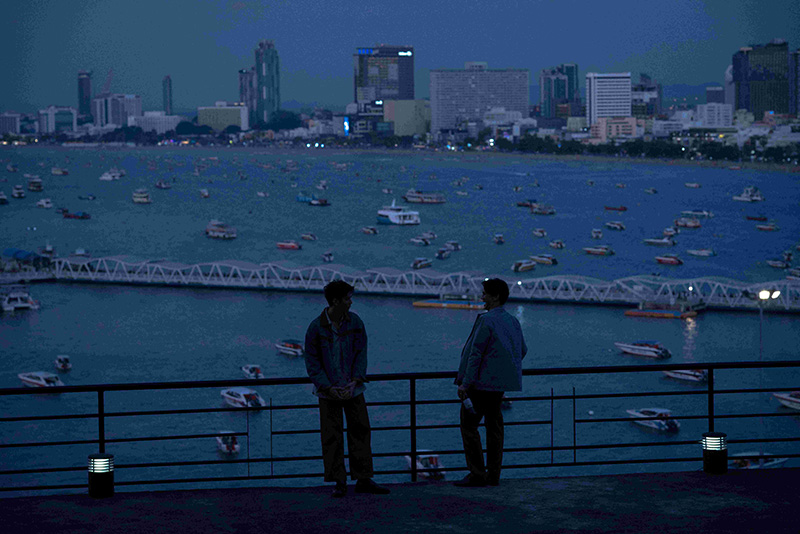 ลักกันวันตาย (Everybody Loves Me When I’m Dead) ภาพตัวอย่าง