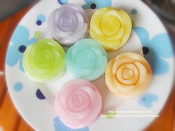 วุ้นกะทิมะพร้าวอ่อนดอกไม้