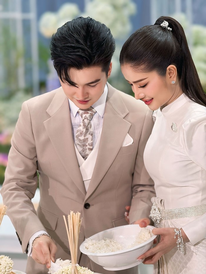  แพรวพราว แสงทอง ซัน ไมค์ทองคำ เข้าพิธีแต่งงาน