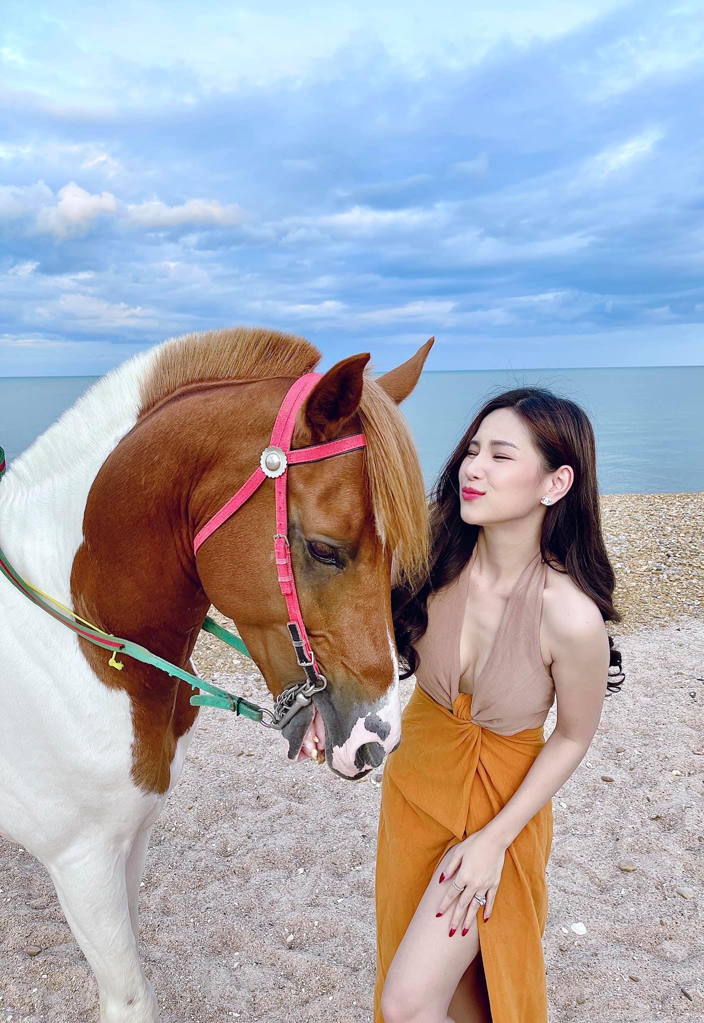 เพียว สุมาภรณ์