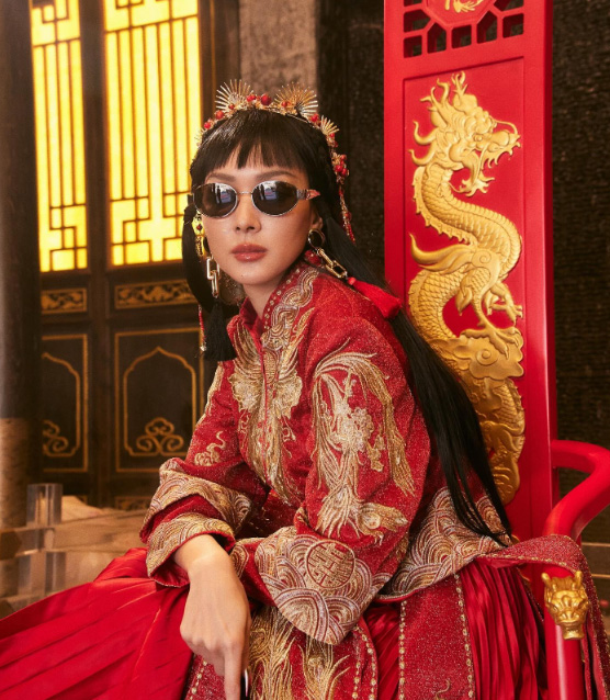 โฟร์ ศกลรัตน์ ชุดตรุษจีน แฟชั่นดารา