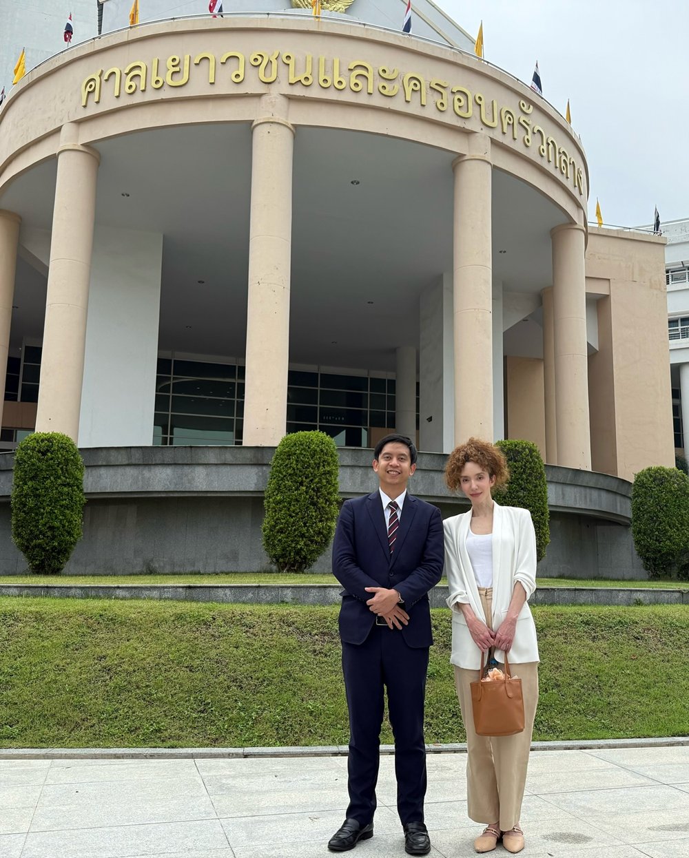 ภาพล่าสุด คลาวเดีย เผยที่มาแผลเย็บ 40 กว่าเข็ม