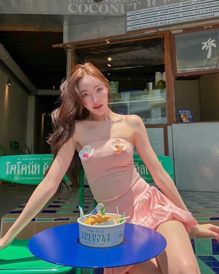 พิมพ์ กรกนก