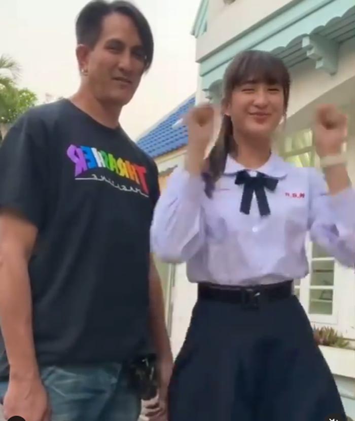 น้องมิย่า ลูก พีท ทองเจือ