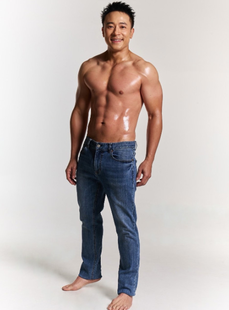 มิค บรมวุฒิ