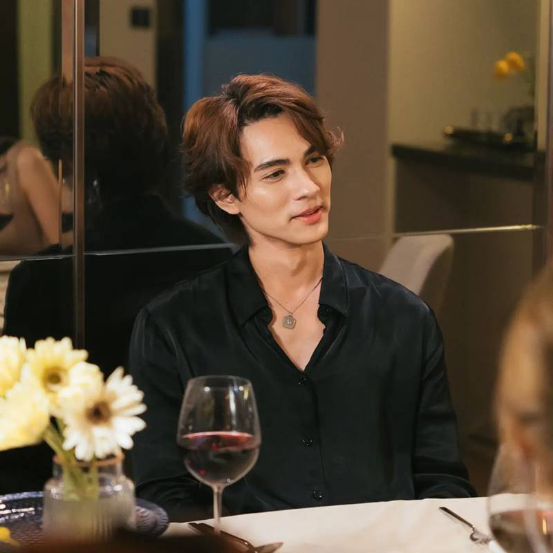 แน็ก ชาลี mv เพลง เนเน่